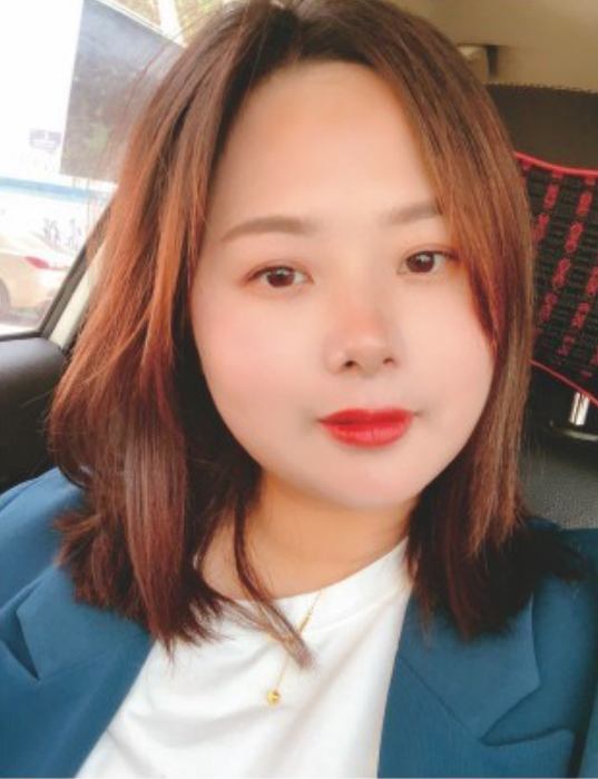 办公室副主任-胡红梅